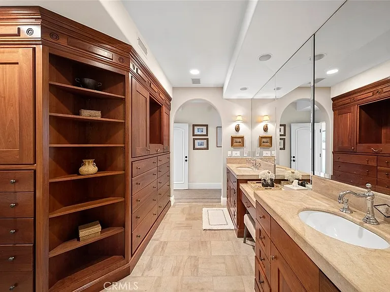 839 Emerald Bay — Photo 15