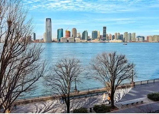 Sold by BATTERY PARK CITY RESIDENTIAL LLC | media 12