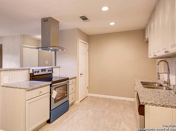 3rd image of 9311 Cliff Point Dr