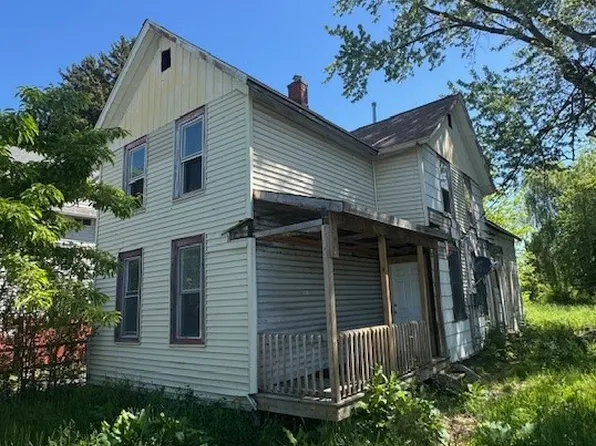 3213 W 46th St, Cleveland, OH 44102