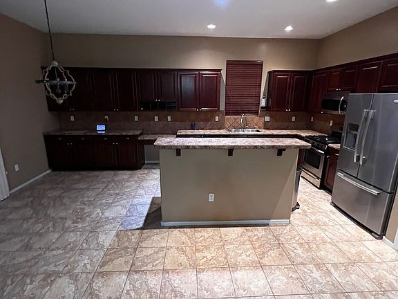 4th image of 8258 W Calle Sancho Panza