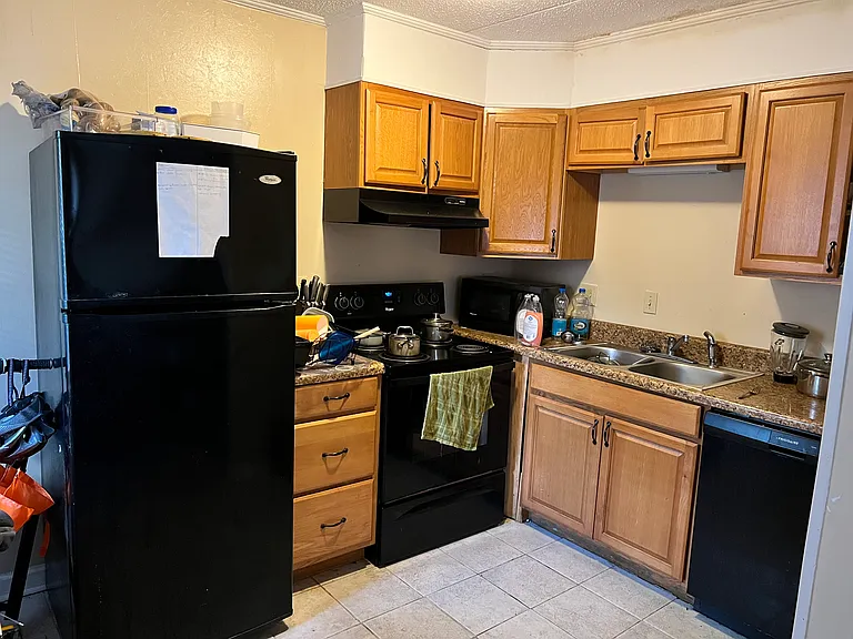 2718 SW Painter Ave #B106 — Photo 3