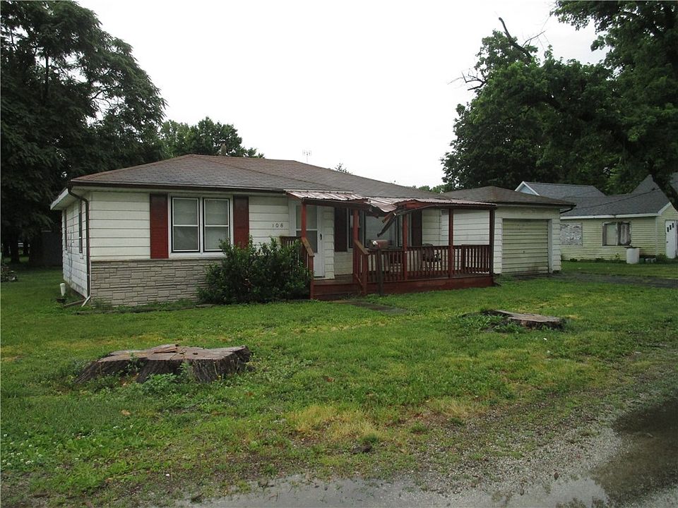 1st image of 108 E Lake St