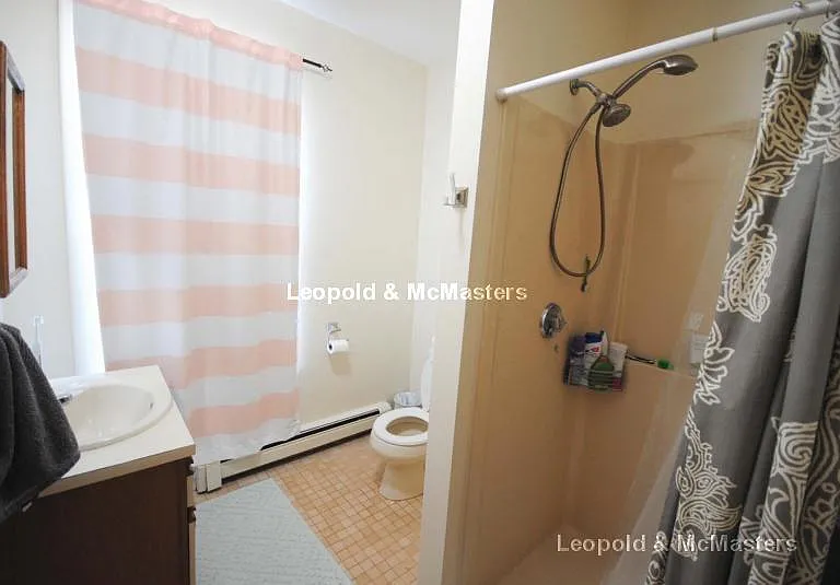 59 Waverly St #1 — Photo 16