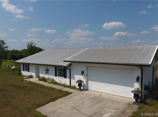 558 Sheppard Other City In The State, Florida, FL 33960