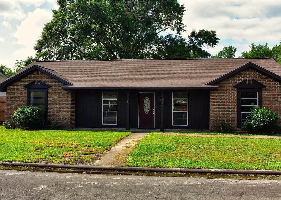 1st image of 2824 La Vista Ave