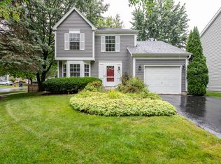 6273 Eagle Ridge Dr, Gurnee, IL 60031