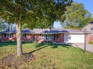 705 N Bittersweet Ln, Muncie, IN 47304