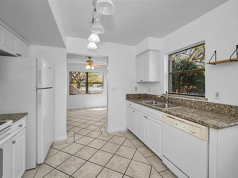 10626 Longwood Dr #102 — Photo 14