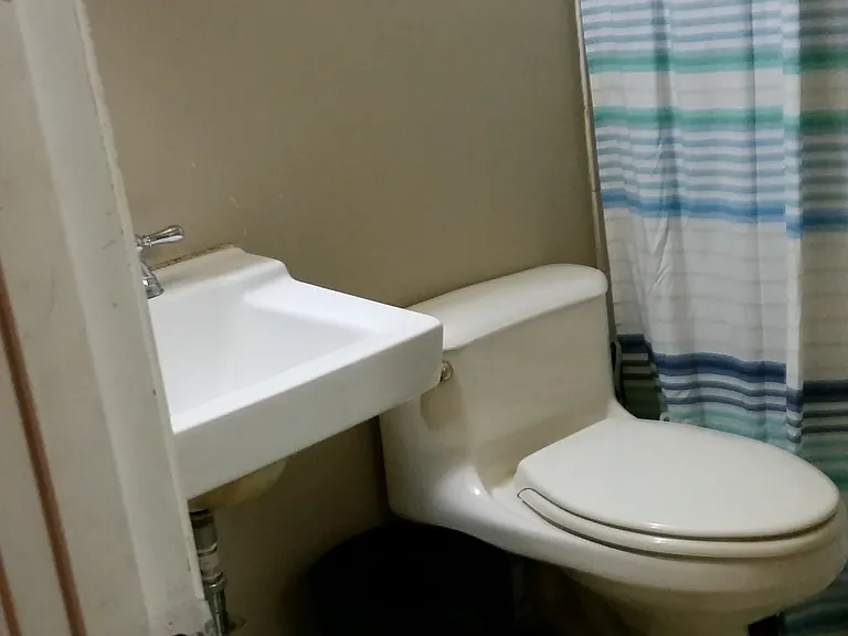 1036 Los Angeles Ave NE #3 — Photo 7