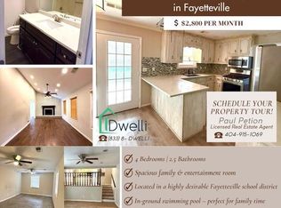 180 Farm Ln, Fayetteville, GA 30214