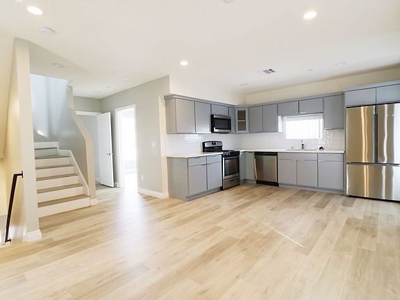 5th image of 6926 N Morella Ave Unit 5