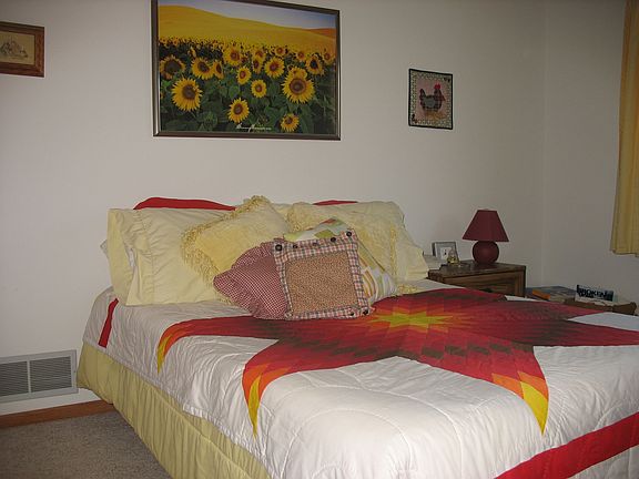 second bedroom