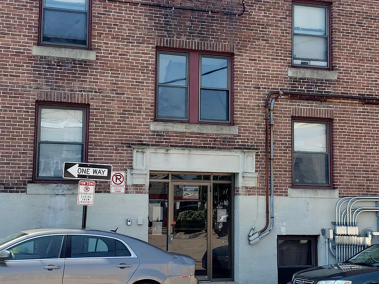 10 Prospect St #5 — Photo 9