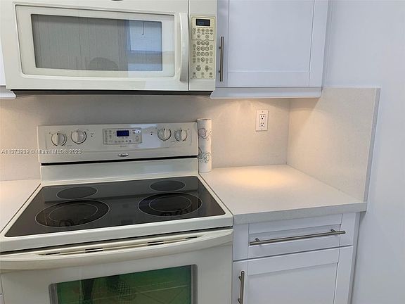 5th image of 633 S Royal Poinciana Blvd #A104