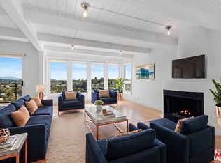2226 Ronda Vista Dr, Los Angeles, CA 90027