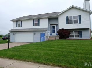 306 Lexington Dr, Washington, IL 61571