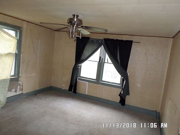 5th image of 306 W Madison St