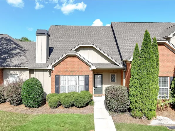 1630 Academy Dr APT 404, Auburn, AL 36830