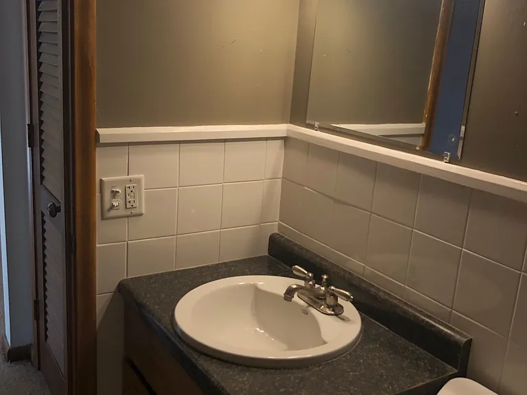 633 Robert St S #205 — Photo 3