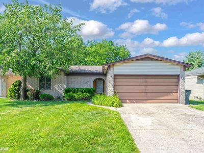 15775 Nader Ct, Clinton Township, MI, 48038