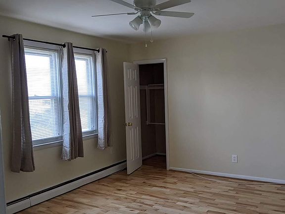 4th image of 6639 Glenloch St Floor 1
