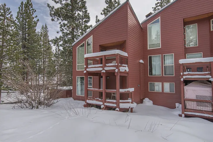 2 bed, 1.5 bath, 888 sqft, $2,500 — Photo 3