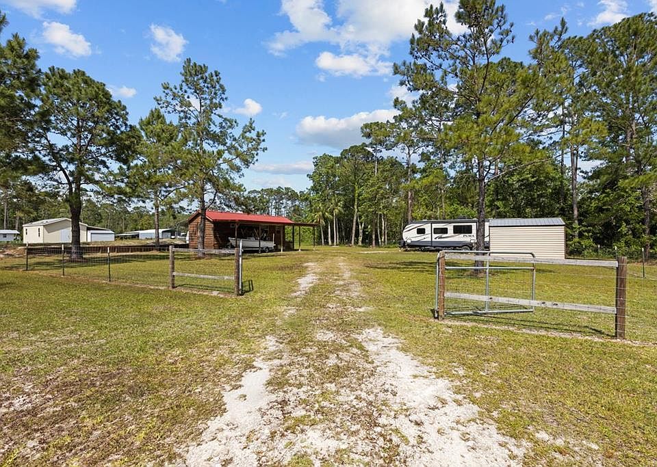 504 NE Main St, Steinhatchee, FL 32359 Zillow