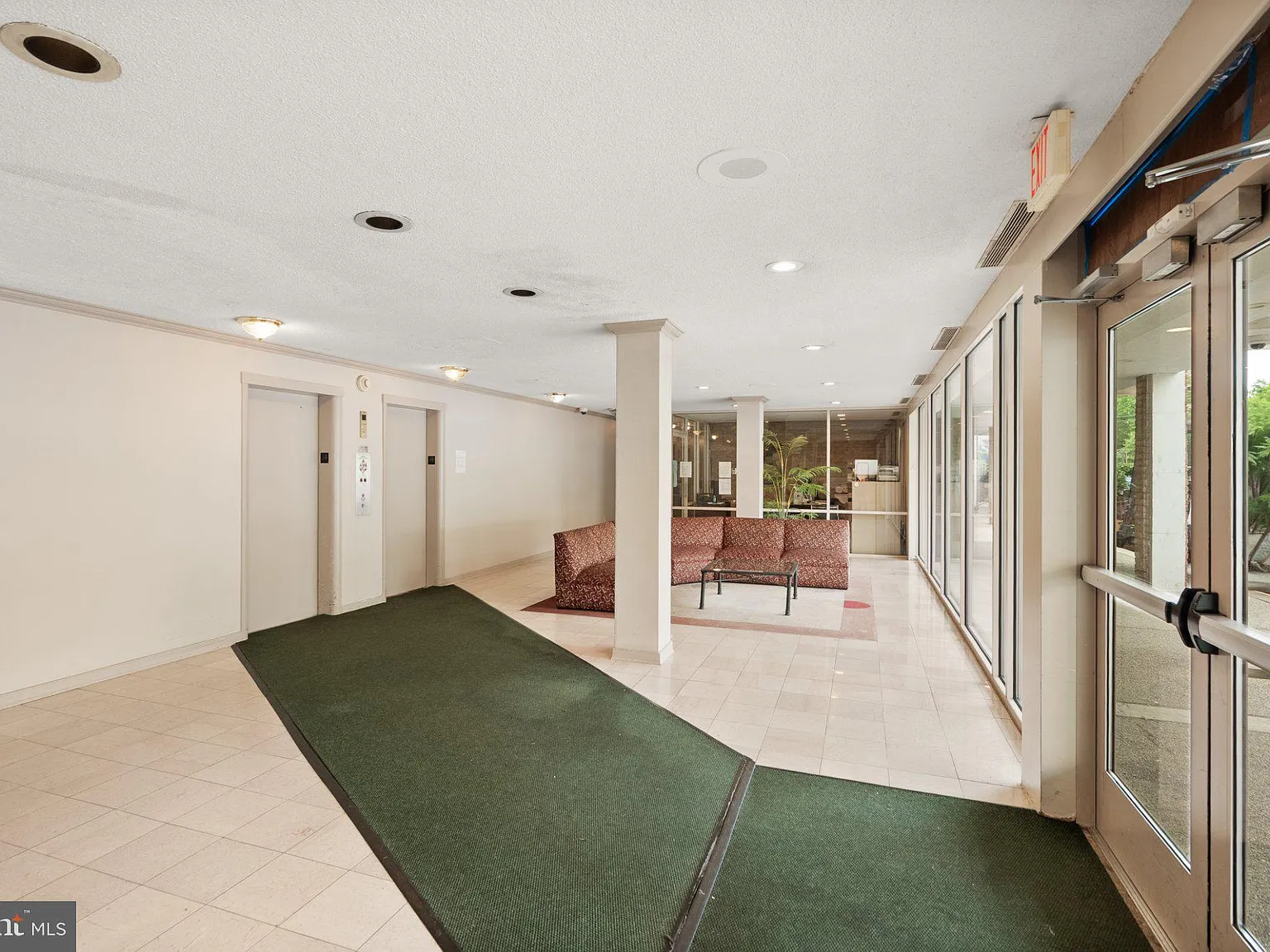 4520 King St — Photo 3
