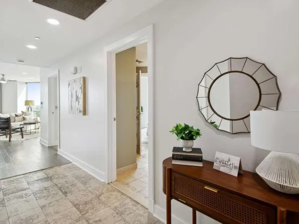 700 Park Regency Pl NE APT 1502, Atlanta, GA 30326