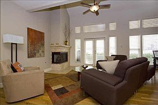 3rd image of 3536 Cedarplaza Ln
