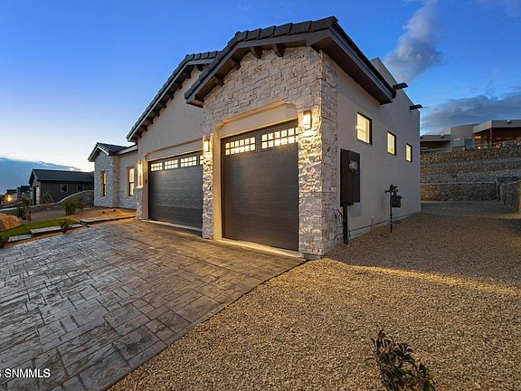 2nd image of 2901 E Springs Rd