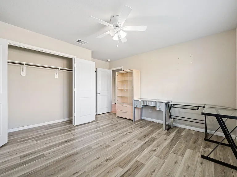 7326 Barrington Ridge Ln — Photo 8
