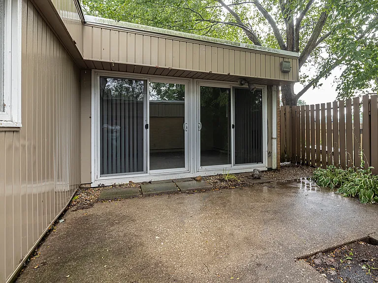 3041 Parklane St NW — Photo 10