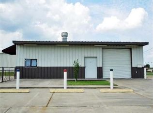1515 N Avenue J, Freeport, TX 77541