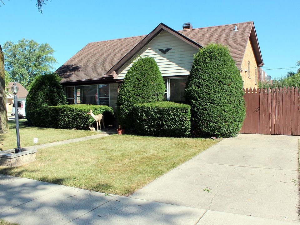 1st image of 1657 Heidorn Ave