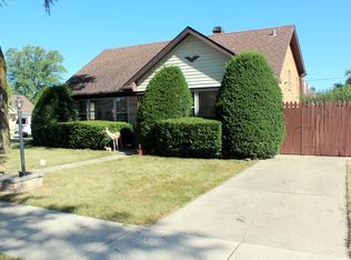 1657 Heidorn Ave, Westchester, IL 60154
