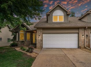 9116 Medley Rd, Golden Valley, MN 55427