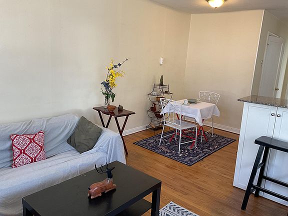 3rd image of 6614 Wise Ave