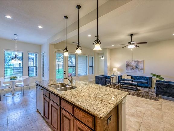 4th image of 30 Prestonwood Cir