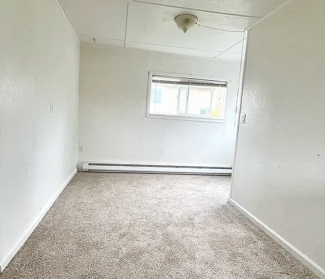 20 Graham Ave — Photo 13