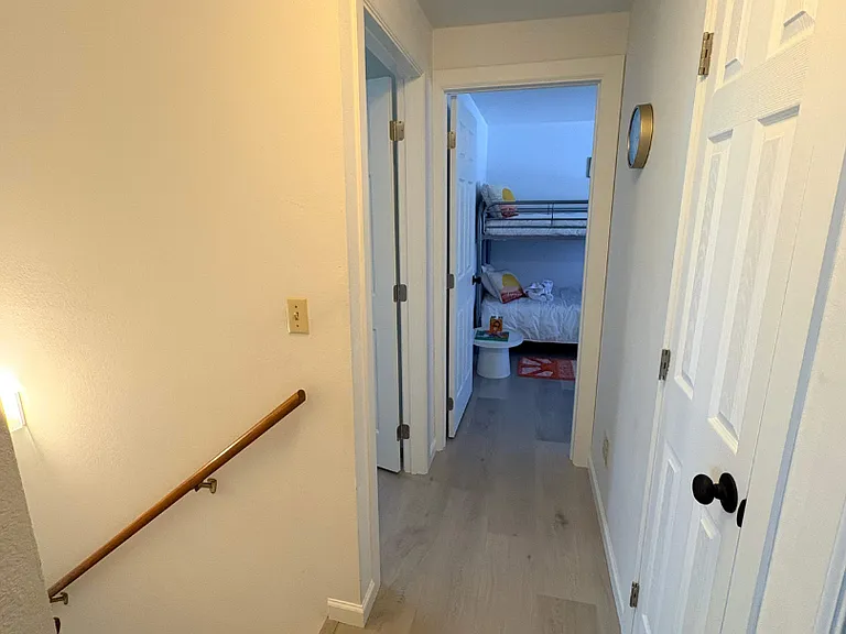 890 SW 7th St — Photo 31