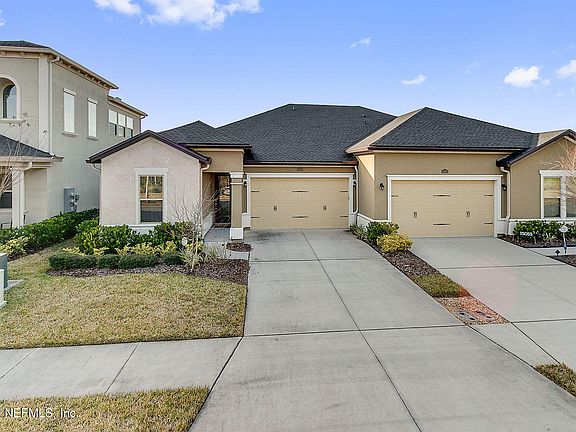 2nd image of 15051 Venosa Cir