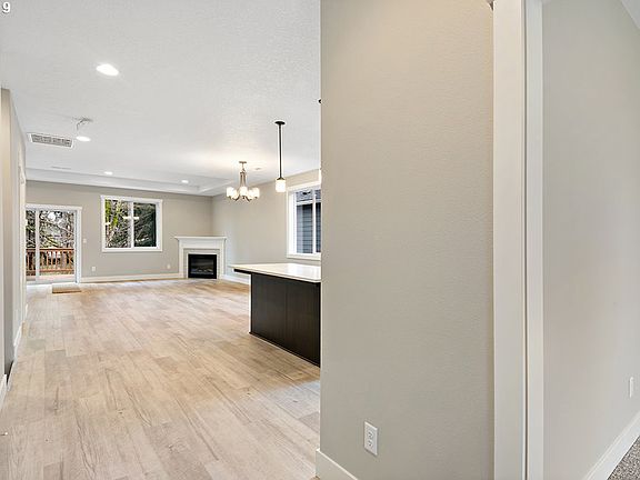 2nd image of 9104 NE 33rd Pl