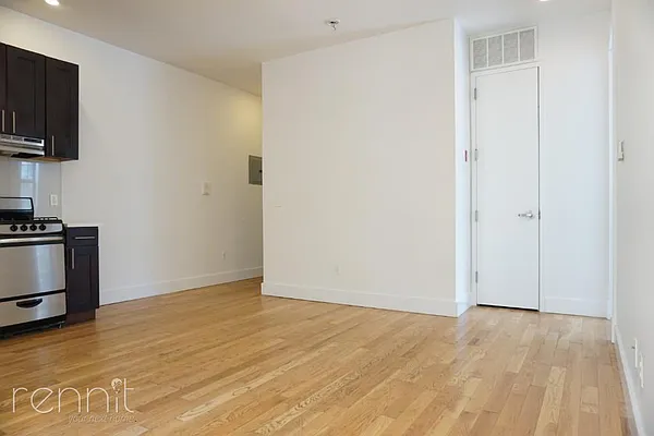 Rented by Rennit Inc. | media 43