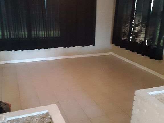 3rd image of 4012 E River Dr