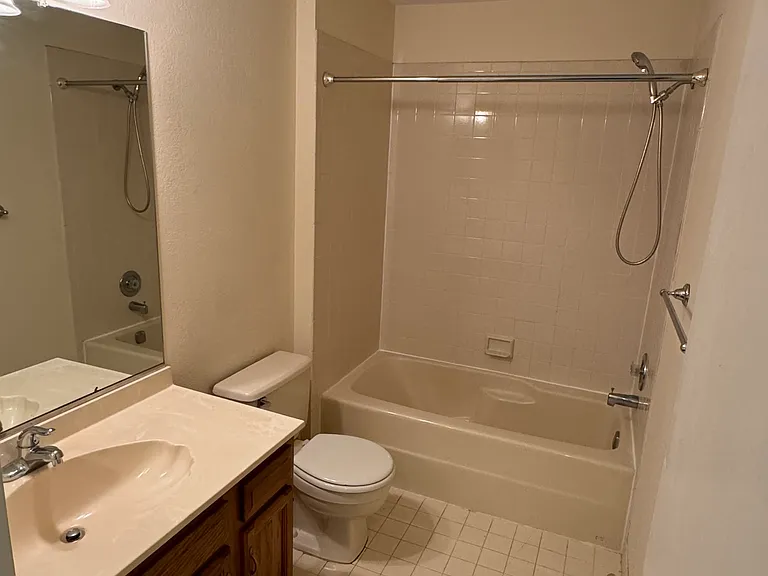 54 Wentworth Rd — Photo 17