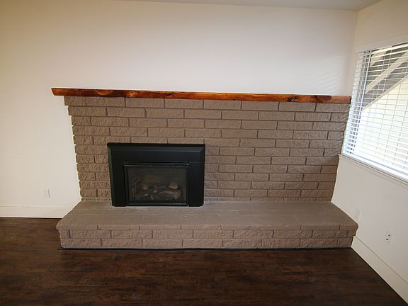4th image of 2561 Osborne Ave #1