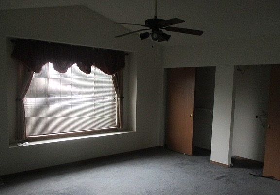 4th image of 19019 13th Avenue Ct E