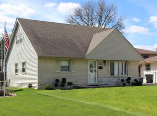 13616 Short Dr, Crestwood, IL 60445